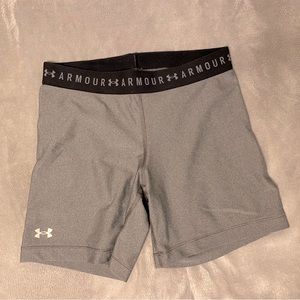 Under Armour spandex (Women’s)